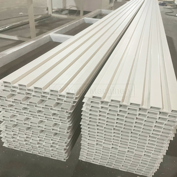 Dây chuyền sản xuất tấm tường PVC WPC cho thị trường Pakistan Ấn Độ